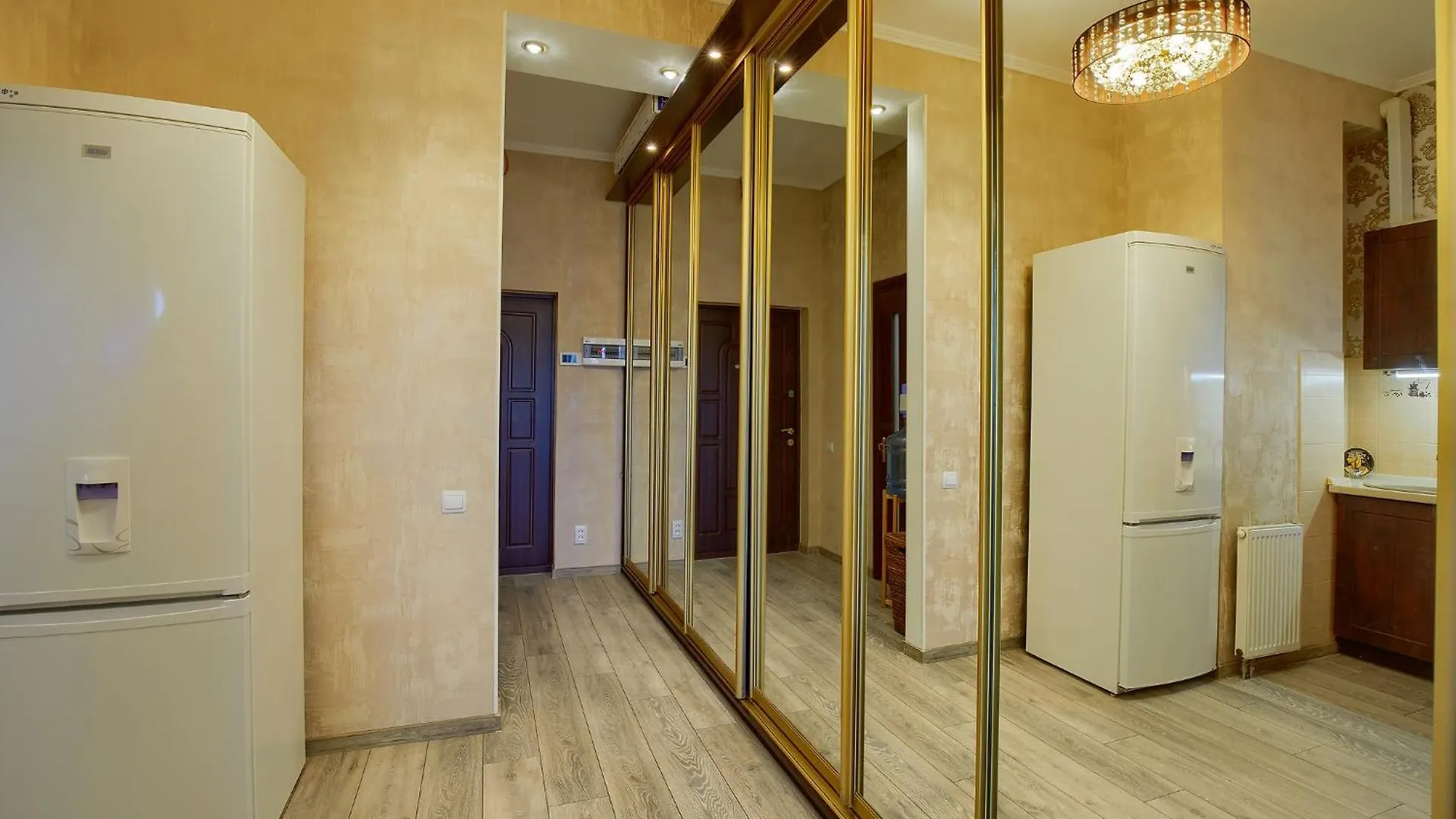 Квартири Подобово Біля Вокзалу Kyiv Apartment